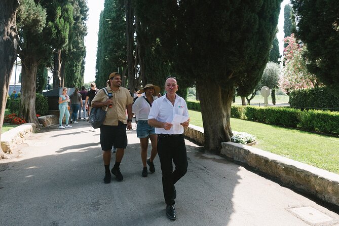Romes Bone Chapel & Catacombs: Skulls, Crypts & City Ride - The Skeletal Art of the Capuchin Bone Chapel