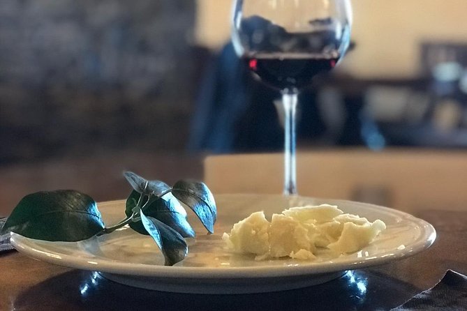 Rome's Hidden Vineyards: Exclusive Private Winetasting - Experience Rome’s Hidden Vineyards for an Authentic Private Winetasting