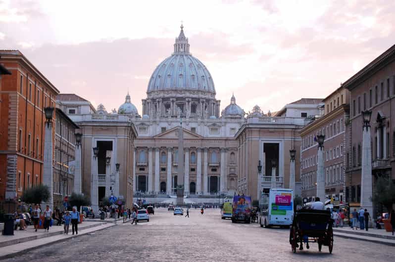 Rome:St. Peter's Basilica Tour, Exclusive Underground Access - Discover the Unique Experience of the St. Peters Basilica Tour with Underground Access