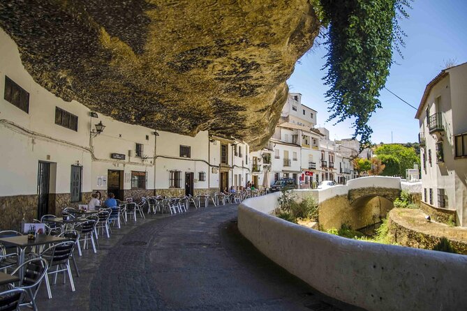 Ronda and Setenil de las Bodegas from Estepona and Marbella - The Guided Tour in Ronda: Stories and Legends