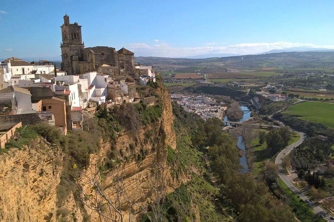 Ronda and the white village of Arcos de la Frontera Private Tour from Cadiz - Guided Tour of Ronda’s Key Landmarks