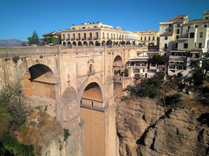 Ronda: Sightseeing Walking Tour - The Guides: Knowledgeable and Personable