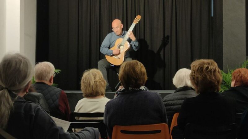 Ronda: Spanish - Classical & Flamenco - Guitar Concert - Paco Seco: Spain’s Guitar Virtuoso