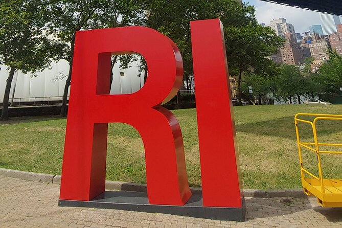 Roosevelt Island: A Self-Guided Audio Tour - End at the FDR Hope Memorial