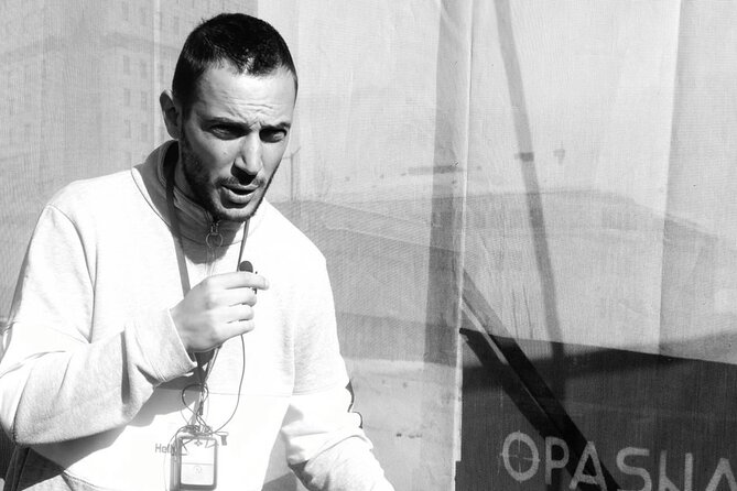 ROSES OF SARAJEVO (Official WAR + CITY tour)- Story of a Survivor - Visiting Sarajevos Key War Sites