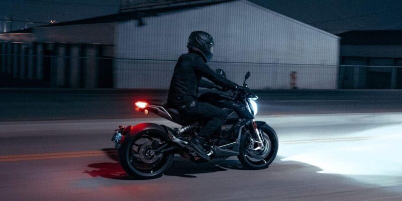 Rostock: Zero SR (40kW) Electric Motorcycle Rental - Navigating Rostock and Its Surroundings