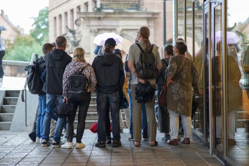 "Rotes Bier" and "Blaue Zipfel". A historical-culinary walk - Who Would Enjoy This Nuremberg Food Tour?
