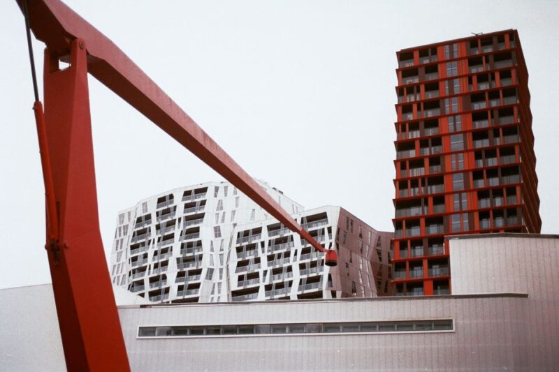 Rotterdam Architecture: Centre and South Bank with watertaxi - Crossing the River in a Watertaxi