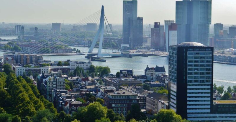Rotterdam: Private Bike Tour with A Guide - Key Points