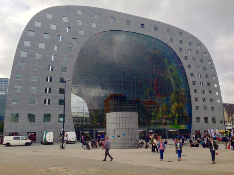 Rotterdam: Private Bike Tour with A Guide - Cycling Through Rotterdam’s Modern Architecture and Historic Districts