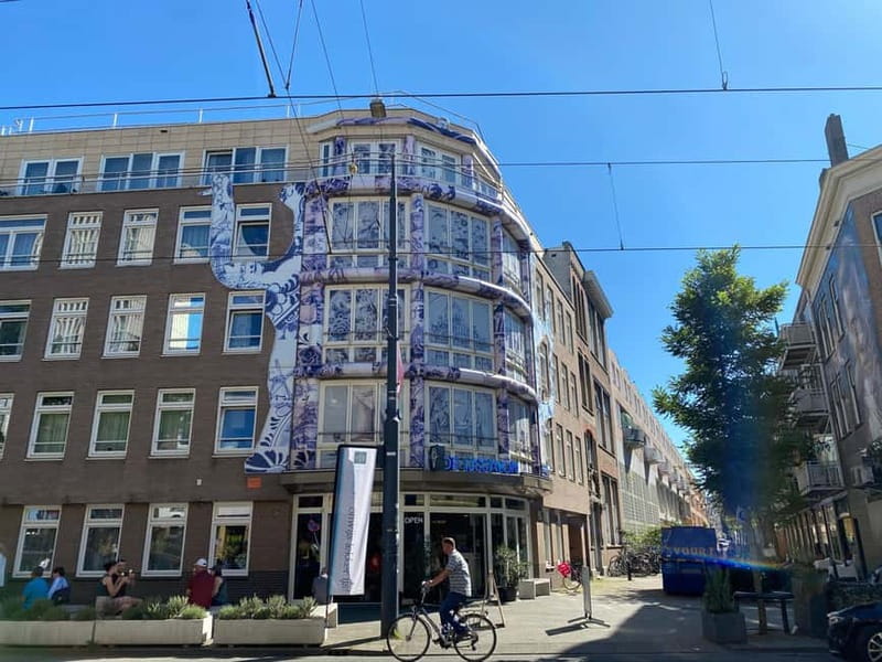 Rotterdam Street Art tour: Including specialised guide - Accessibility and Booking Flexibility
