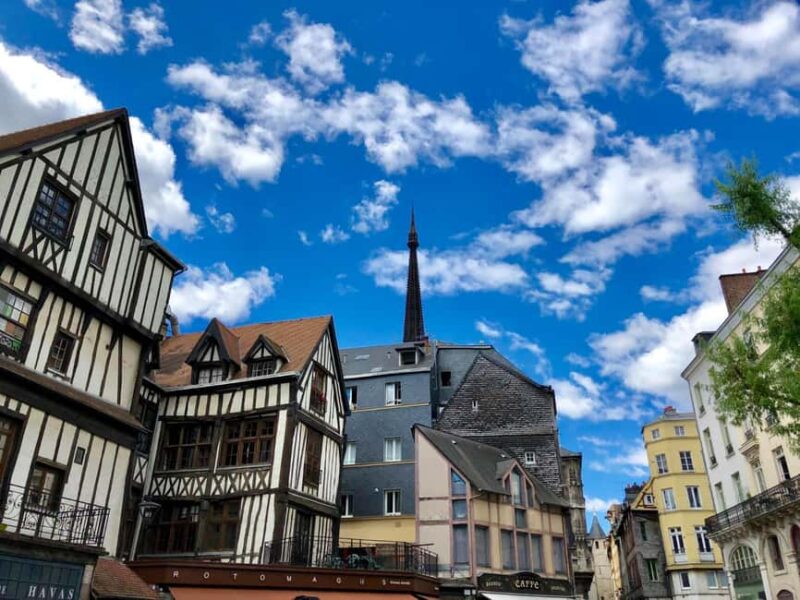 Rouen: 2-hour Best Intro Walking Tour with a Local - Discovering Lesser-Known Corners in Rouen