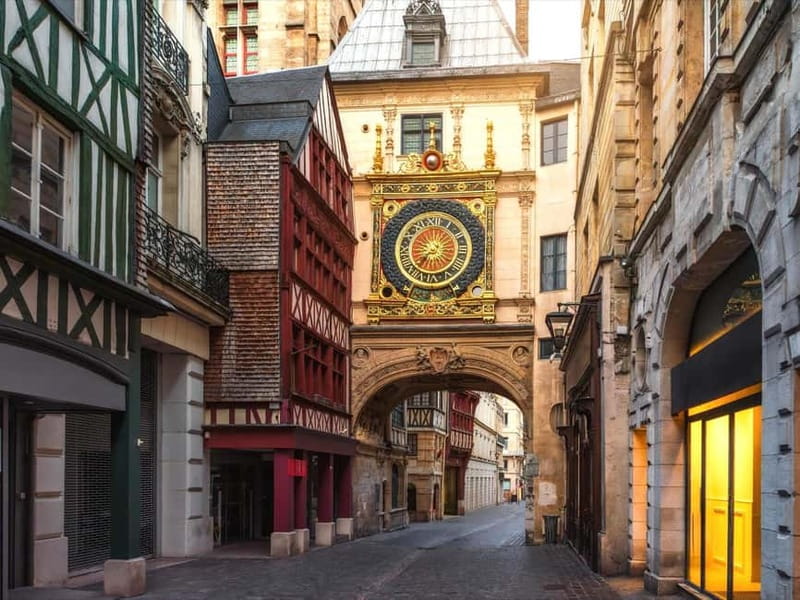 Rouen: Express Walk with a Local in 60 minutes - Introduction to the Rouen Express Walk with a Local