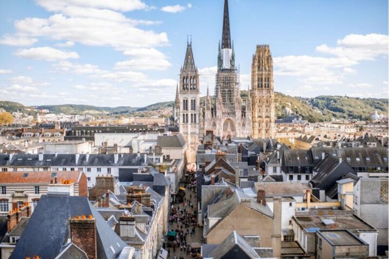 Rouen: Private custom tour with a local guide - Key Points