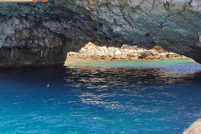 Round of Antiparos & Despotiko with Traditional Boat - Swimming, Snorkeling, and Cliff Jumping Highlights