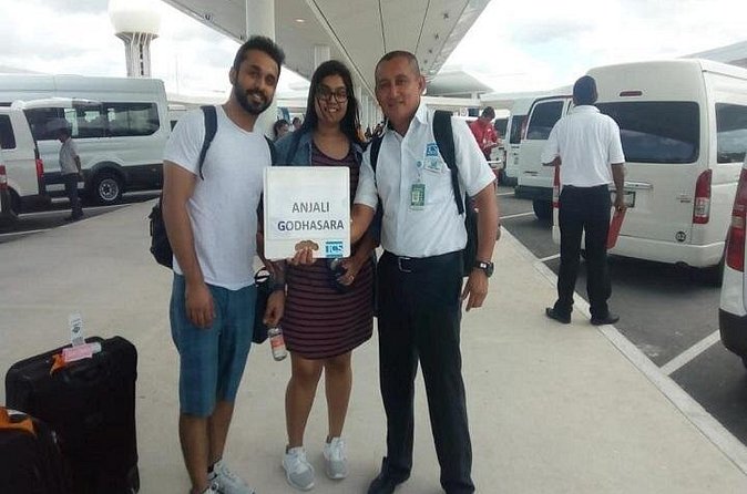 Round private transfer -Airport - Puerto Morelos -Airport. - Who Should Consider This Transfer?