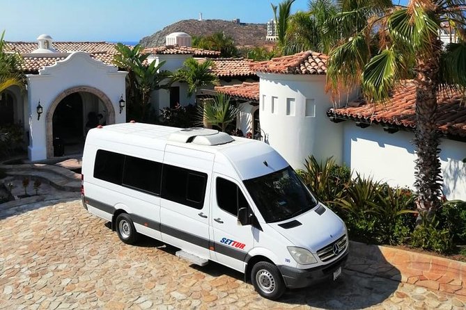 Round Trip Airport SJD to Cabo San Lucas/ Arrival and Departure - Elegant and Practical Airport Transfer in Cabo San Lucas