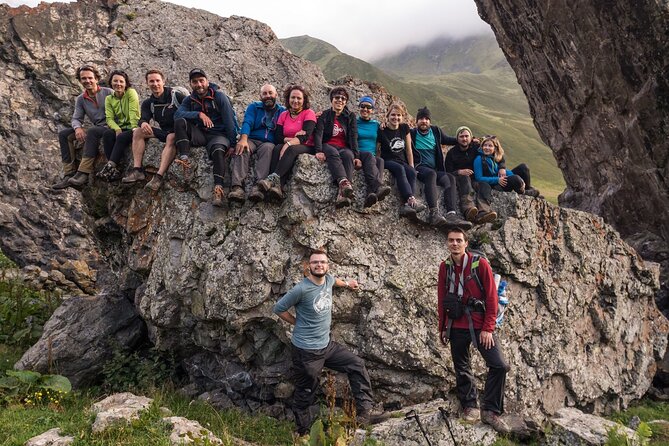 Round Trip Bus Transfer to Juta from Kazbegi - Who should book this bus transfer to Juta