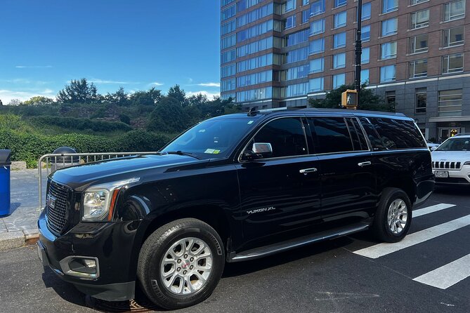 Round Trip Luxury VIP Car Service JFK, LGA, EWR All fees included - From Arrival to Manhattan: Door-to-Door Service in Style