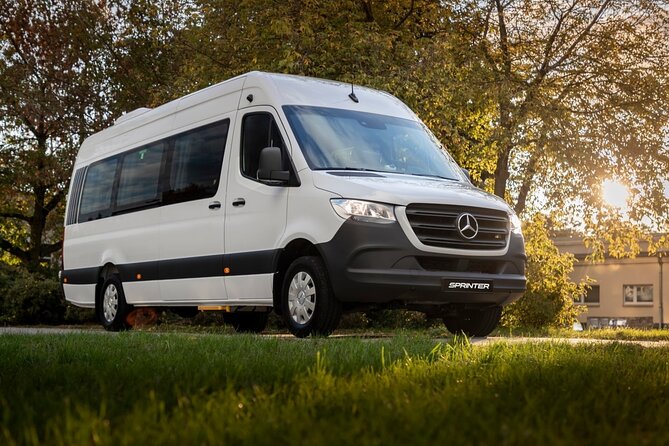 Round Trip Private Transfer from Cancun Airport up 14 people - Book a Comfortable and Private Airport Transfer for Up to 14 People in Cancun