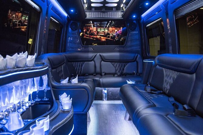 Round Trip Private Transfer Las Vegas Airport to Las Vegas by limo MB Sprinter - Insights from Reviews: Consistency and Customer Satisfaction