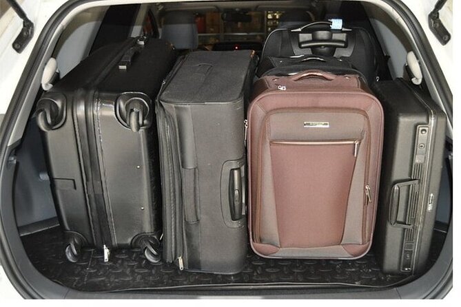 Round-trip private transport Paris Charles de Gaulle airport - Meeting Point and Pickup Details at CDG Airport