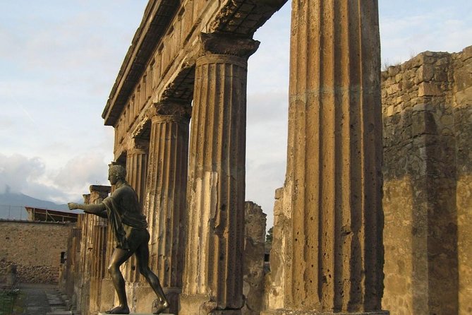 Round-Trip Shuttle Transfer from Naples to Pompeii - Limitations and Considerations