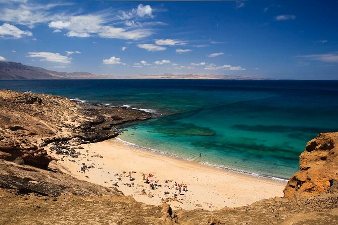 Roundtrip Ferry Transfer to La Graciosa with Free Wifi - Return Departures and Flexibility