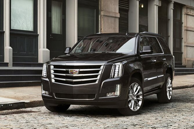 RoundTrip Private Transfer Las Vegas by Luxury SUV Cadillac Escalade up to 5 pax - Smooth and Stylish Airport Arrival in Las Vegas