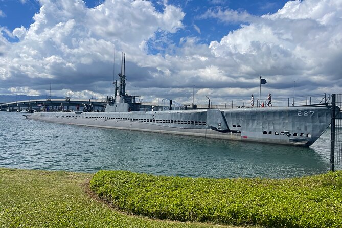 Roundtrip Shuttle from Waikiki-Pearl Harbor National Memorial - Flexible Schedule for Self-Paced Visits