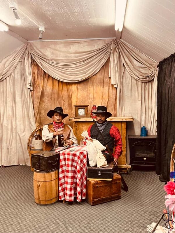 ROUTE 66 ARIZONA: An unforgettable day trip from Las Vegas - The Charm and Wild West Atmosphere of Oatman