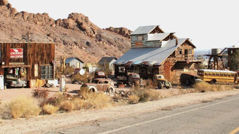 Route 66 Day Tour from Las Vegas: Oatman, Nelson & Kingman - Kingman’s Route 66 Highlights: Museum and Locomotive Park
