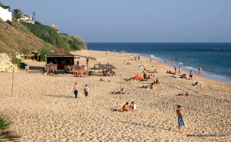 Route from Vejer for the South Beaches of Cádiz in SUV (4x4) - Who Will Love This Tour?