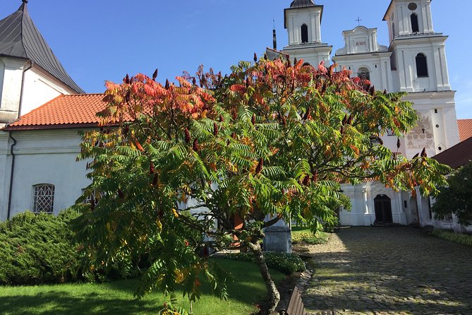 Route of John Paul II: Hill of Crosses, Tytuvenai, Shrine of our Lady of Siluva - Logistics: From Vilnius to Lithuania’s Sacred Sites