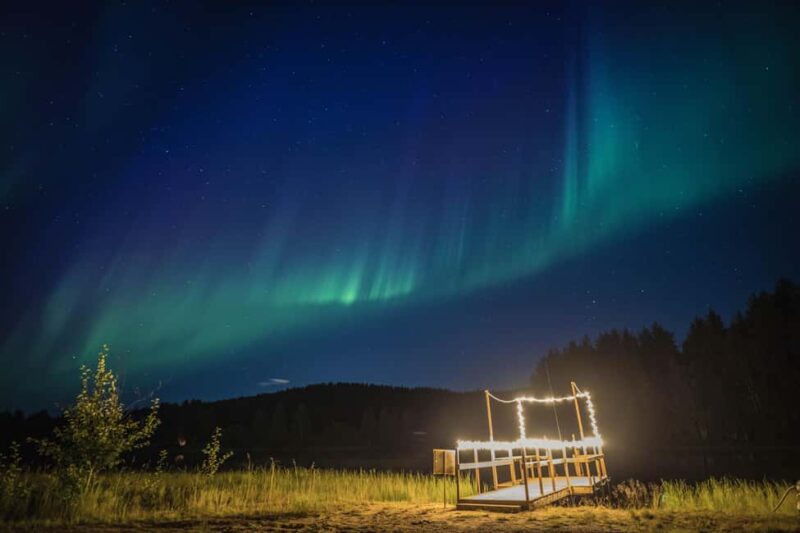 Rovaniemi: Arctic Ice Floating and Northern Lights Tour - Key Points