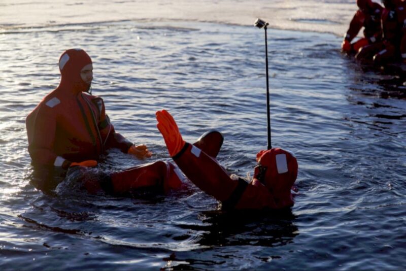 Rovaniemi: Arctic Ice Floating and Northern Lights Tour - The Unique Experience of Ice Floating in an Icy Lake