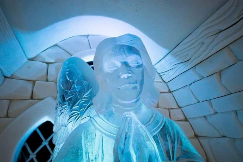 Rovaniemi Arctic Snowhotel & Glass Igloos Private Tour - Optional Warm Clothing and Comfort Enhancements