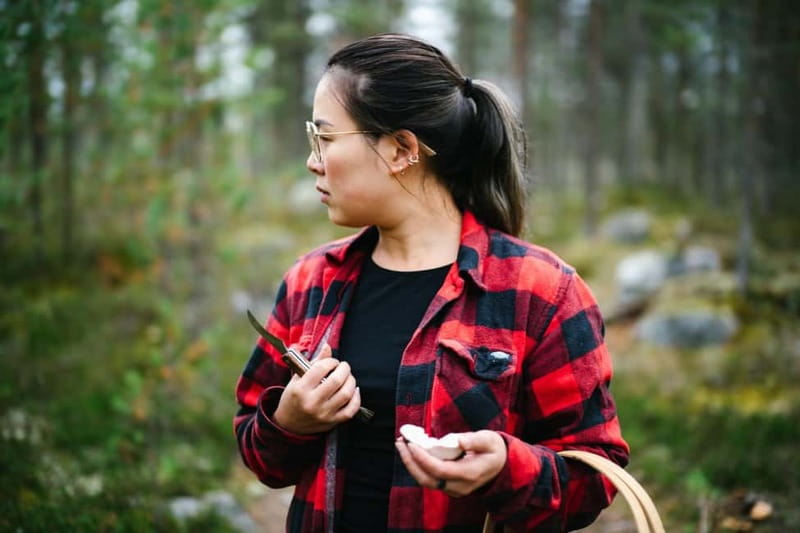 Rovaniemi: Arctic Wild Berry & Mushroom Foraging and Tasting - Traditional Uses and Preservation Techniques