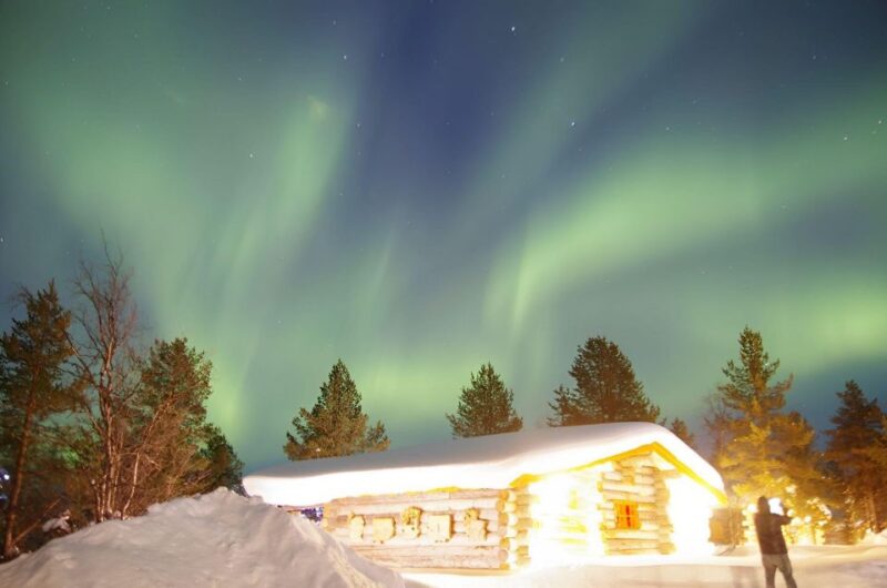 Rovaniemi: Aurora Hunting Photography Tour(98% Success Rate) - Essential Equipment and Clothing Recommendations