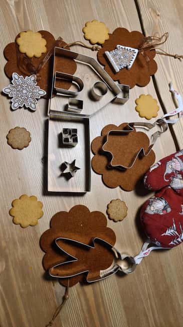Rovaniemi: Baking and decorating gingerbread cookies - Making and Decorating Gingerbread Cookies in a Finnish Kitchen
