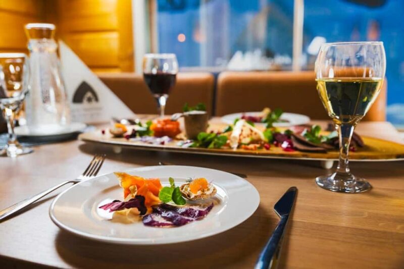 Rovaniemi: City Highlights Tour with Photos & Pickup - The Hilltop Viewpoint: Panoramic Rovaniemi