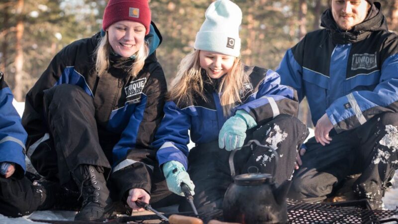 Rovaniemi: Family Snowmobile Safari with Campfire and Snacks - Snowmobile Ride in the Forest Outside Rovaniemi