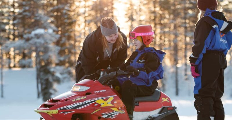 Rovaniemi: Family Snowmobile Trip with Guide and Picnic - Key Points