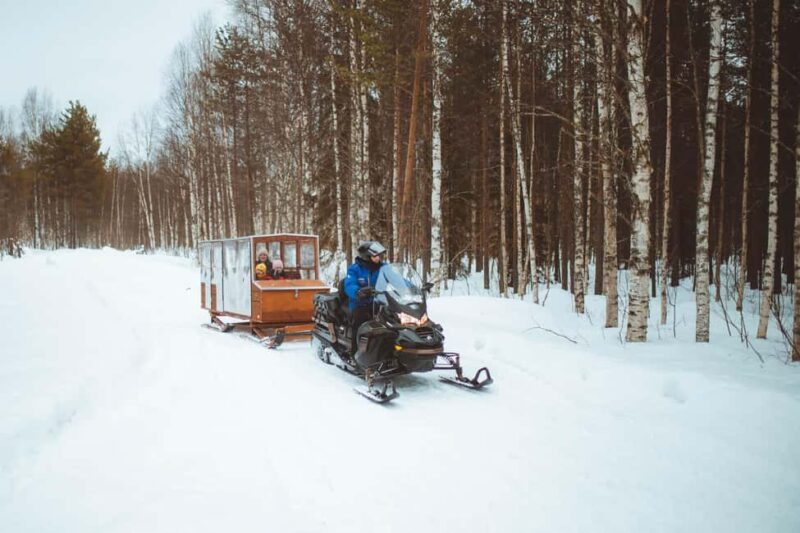 Rovaniemi: Family Snowmobiling Trip - Snowmobile Driving Experience for Adults