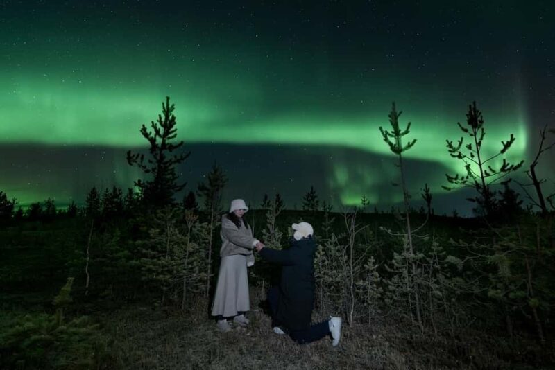 Rovaniemi: Genuine Aurora Hunting with Unlimited Pro Photos - What’s Included and What to Bring