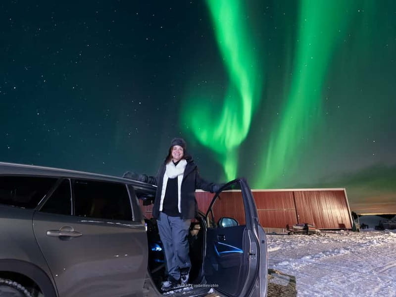 Rovaniemi: Genuine Aurora Hunting with Unlimited Pro Photos - The Small Group Experience and Personal Touch