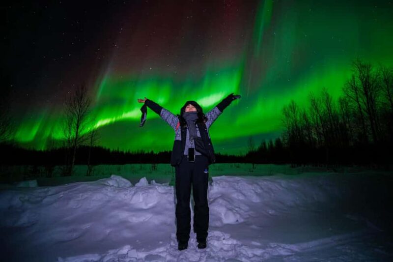 Rovaniemi: Guaranteed Aurora Hunt Group Tour & Photos - Rovaniemi’s Aurora hunting: guided by locals with a cultural touch