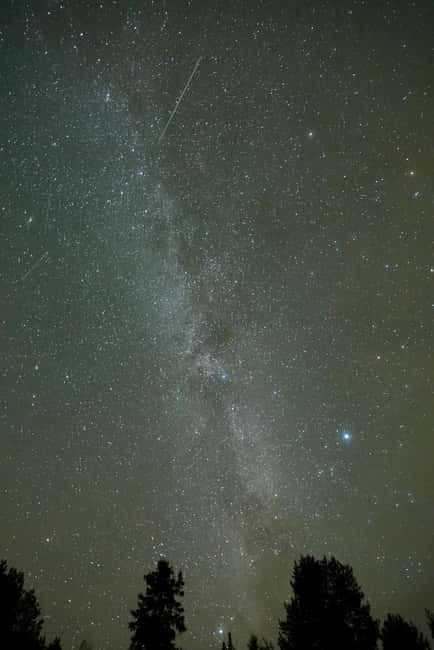 Rovaniemi: Guaranteed Aurora Hunting Tour with Photos&Videos - Capturing the Northern Lights with Professional Photos and Videos