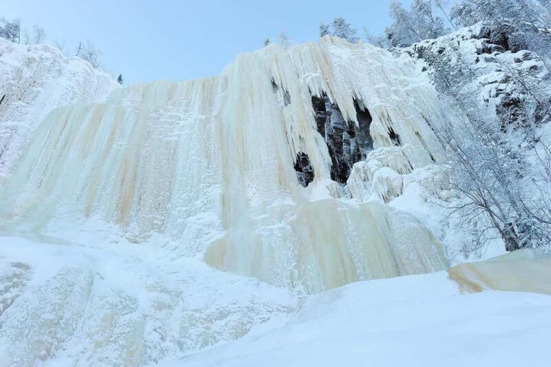 Rovaniemi: Korouoma Wilderness Cafés Icefall Tour and Lunch - Frozen Waterfalls and Snow-Covered Forests