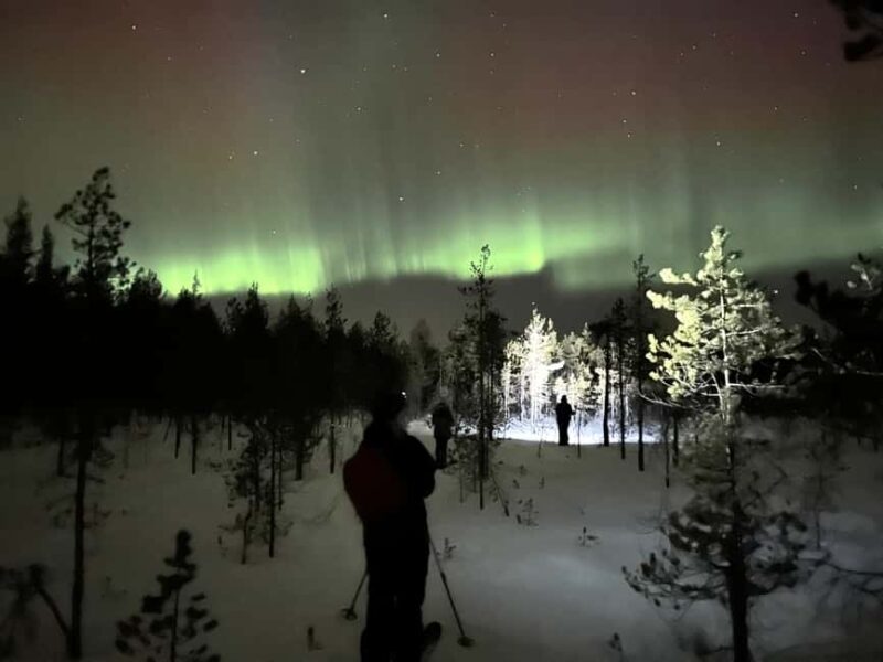 Rovaniemi: Nocturnal Skiing: Experience the Arctic's Magic - Cozy Fire Shelter and Hot Drinks After Skiing